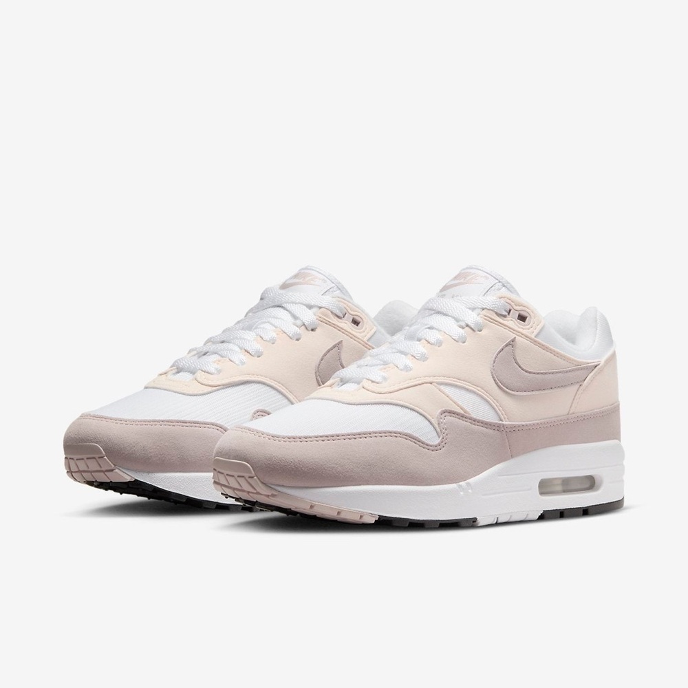 Nike "Air Max 1" W - White / Platinum Violet / Phantom Woman Size 10 - Picture 1 of 7